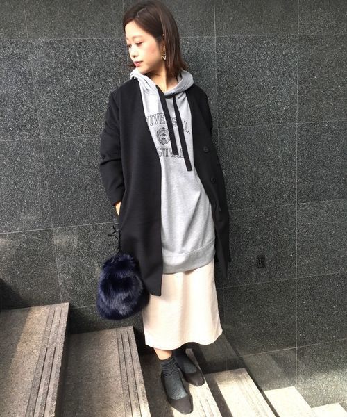 YECCA VECCA(イェッカヴェッカ)の「P.Vネックコート(ピーコート・レディース・ブラック/グレー・FREE)」の2枚目の写真