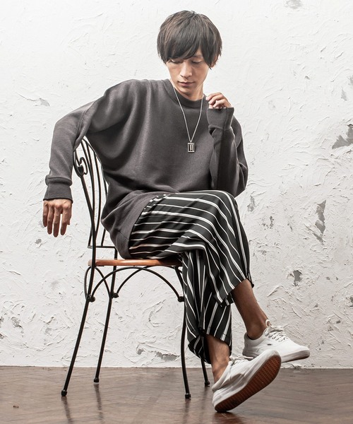 MinoriTY（マイノリティ）の「ドルマンミラノリブ編みニット（ニット/セーター・メンズ・ブラック/杢グレー/チャコールグレー/オフホワイト/ブラウン/ベージュ/ワイン・L/M）」の10枚目の写真