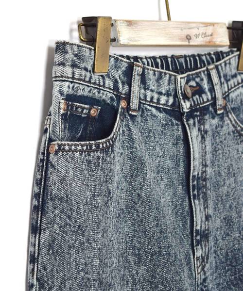 w closet(ダブルクローゼット)の「デニムマムパンツ_(デニムパンツ・レディース・ネイビー/ブルー/ケミカルウォッシュ・FREE)」の13枚目の写真