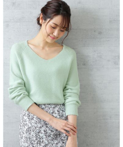 NATURAL BEAUTY BASIC（ナチュラルビューティーベーシック）の「【美人百花 1月号掲載】アンゴラ混ラメガーターニット（ニット/セーター・レディース・グレー/オフホワイト/ライトグリーン/ラベンダー/グリーン系その他4・MEDIUM）」の4枚目の写真