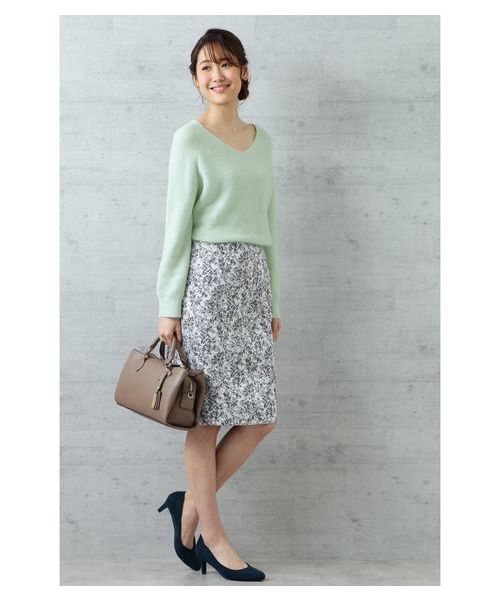 NATURAL BEAUTY BASIC（ナチュラルビューティーベーシック）の「【美人百花 1月号掲載】アンゴラ混ラメガーターニット（ニット/セーター・レディース・グレー/オフホワイト/ライトグリーン/ラベンダー/グリーン系その他4・MEDIUM）」の20枚目の写真