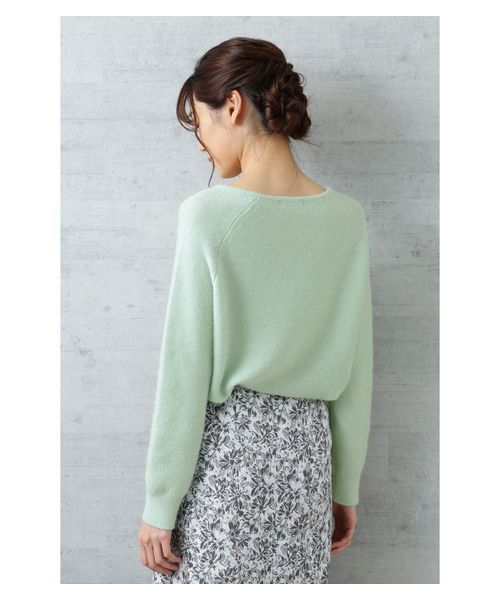 NATURAL BEAUTY BASIC（ナチュラルビューティーベーシック）の「【美人百花 1月号掲載】アンゴラ混ラメガーターニット（ニット/セーター・レディース・グレー/オフホワイト/ライトグリーン/ラベンダー/グリーン系その他4・MEDIUM）」の15枚目の写真