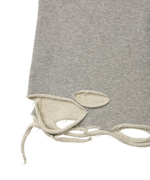 PUNYUS（プニュズ）の「ダメージスウェット（スウェット・レディース・ブラック/ベージュ/杢グレー/ピンク・4/3）」の12枚目の写真