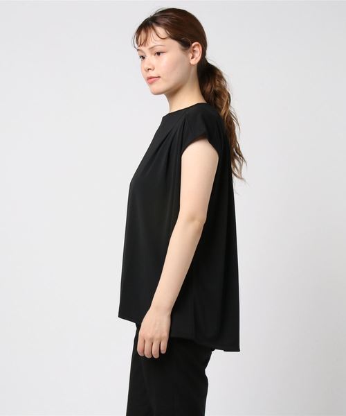 A/C DESIGN BY ALPHA CUBIC（エーシーデザインバイアルファキュービック）の「タック入りフレアプルオーバー（Tシャツ/カットソー・レディース・ブラック/ピンク/ブルー・M size/L size）」の4枚目の写真