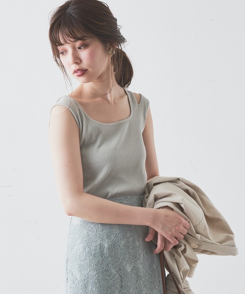 natural couture（ナチュラルクチュール）の「スリット入りタンク（タンクトップ・レディース・ブラック/オフホワイト/ミント/ピンクベージュ・FREE）」の15枚目の写真