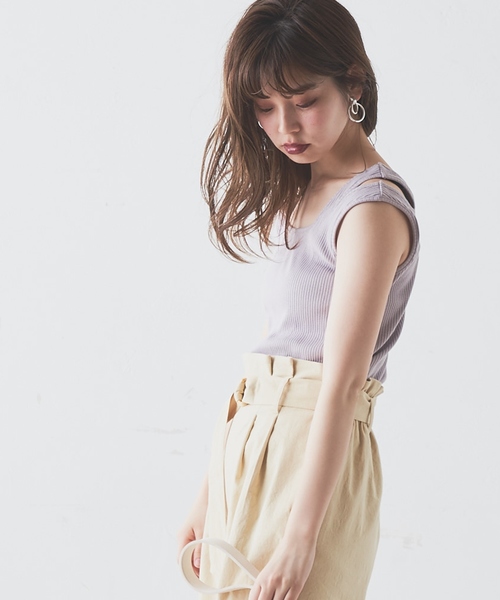 natural couture（ナチュラルクチュール）の「スリット入りタンク（タンクトップ・レディース・ブラック/オフホワイト/ミント/ピンクベージュ・FREE）」の20枚目の写真