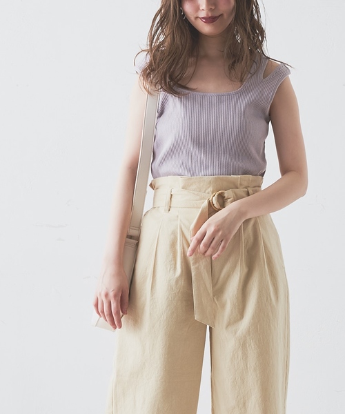 natural couture（ナチュラルクチュール）の「スリット入りタンク（タンクトップ・レディース・ブラック/オフホワイト/ミント/ピンクベージュ・FREE）」の18枚目の写真