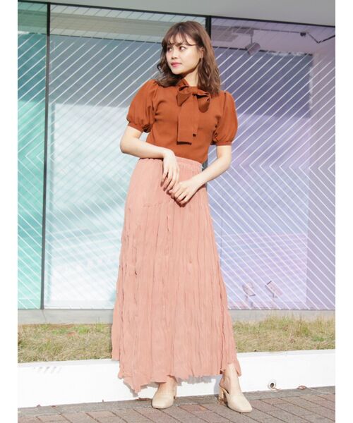 dazzlin（ダズリン）の「イレギュラーラインクリンクルスカート（スカート・レディース・オフホワイト/アイボリー/ミント/ブラウン/その他1・FREE）」の8枚目の写真