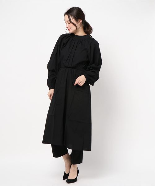 STYLEBLOCK(スタイルブロック)の「2WAYハイネックギャザーガウンワンピース(ワンピース・レディース・ホワイト/ブラック/ライトカーキ/ライトベージュ・M)」の10枚目の写真