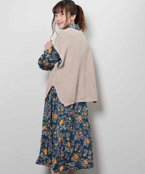 shopnikoniko(ショップニコニコ)の「花柄オープンカラーワンピ(ワンピース・レディース・グリーン/オフホワイト・フリー)」の4枚目の写真