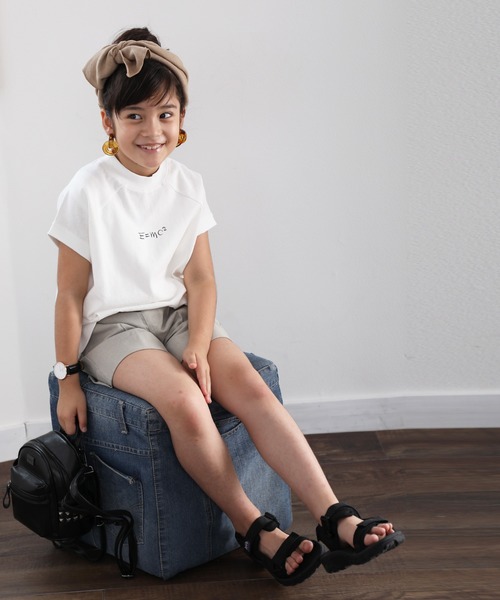 classicalelf（クラシカルエルフ）の「綿100％USAコットン。シンプルだけど拘りたっぷり。ロゴTシャツ。（Tシャツ/カットソー・キッズ・ホワイト/ブラック/ベージュ/グリーン/モカ・140/150/130/160）」の17枚目の写真