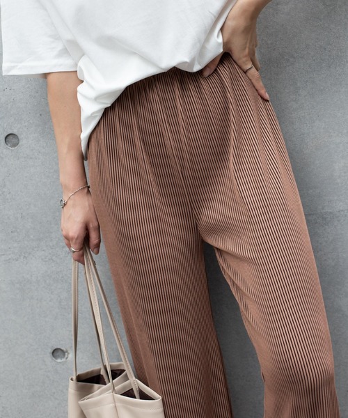 SpRay（スプレイ）の「プリーツパンツ（その他パンツ・レディース・ベージュ/ブラウン/ブラック・FREE）」の17枚目の写真