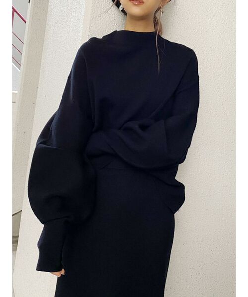 GYDA（ジェイダ）の「ボトルネックニットTOPS（ニット/セーター・レディース・ブラック/ベージュ/オレンジ/ブラウン・FREE）」の2枚目の写真