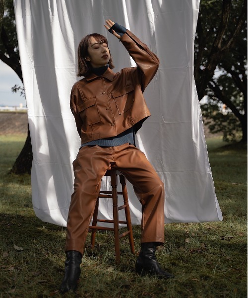 akuR(アクル)の「【akuR/2020AW】フェイクレザージャケット(セットアップ対応)(ブルゾン・レディース・ブラウン/グリーン/ダークブラウン・FREE)」の6枚目の写真