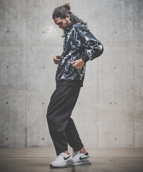 GLIMCLAP（グリムクラップ）の「mj7734-Repeating pattern stand fullzip jacket jersey(monotone geometric pattern) ジャケット（ブルゾン・メンズ・ブラック・S/M/L）」の3枚目の写真