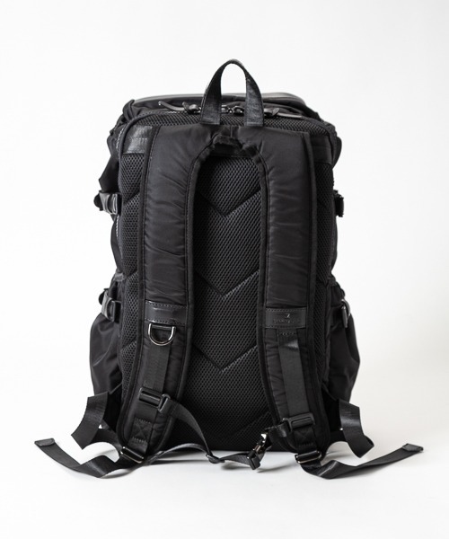 MAKAVELIC（マキャベリック）の「MAKAVELIC/SIERRA SUPERIORITY TIMON BACKPACK（バックパック/リュック・メンズ・カーキ/ネイビー/ブラック・FREE）」の6枚目の写真