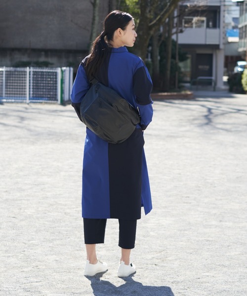 Descente デサント のファッション バッグ メッセンジャーバッグ メッセンジャーバッグ