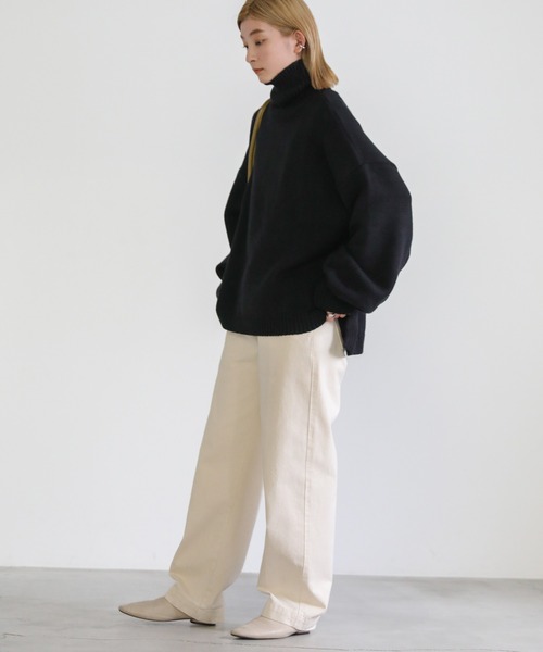 select MOCA（セレクトモカ）の「ハイネックルーズオーバーニット（ニット/セーター・レディース・ブラック/レッド/オリーブ/アイボリー・FREE）」の20枚目の写真