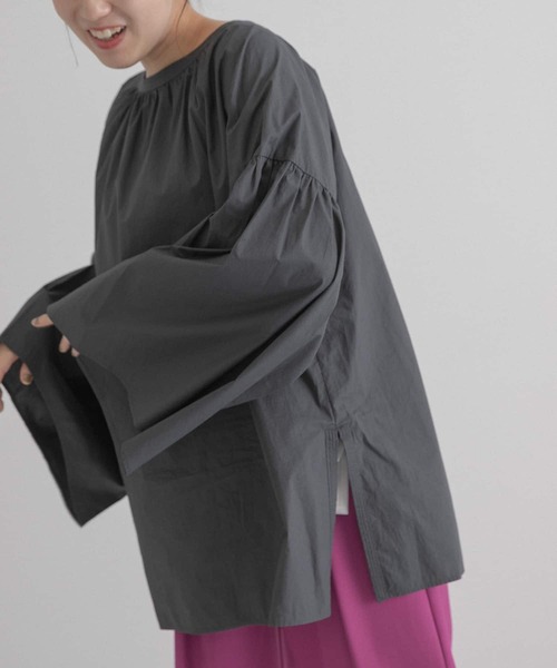 LAATO（ラート）の「FOLDING FAN BLOUSE（シャツ/ブラウス・レディース・ブラウン/チャコールグレー・FREE）」の4枚目の写真