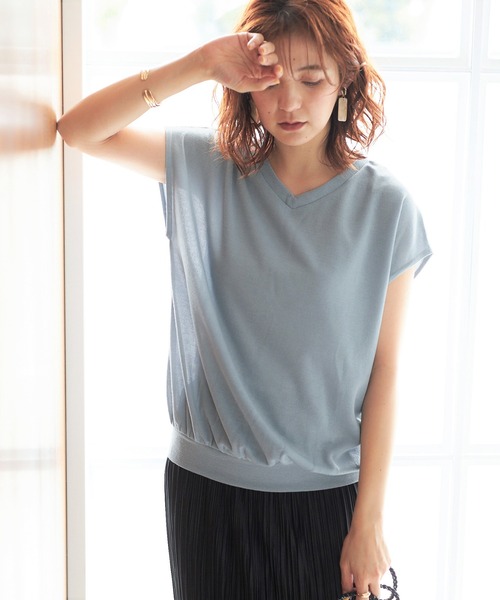 GeeRA(ジーラ)の「Vネックカットソートップス(Tシャツ/カットソー・レディース・モカ/ブラック/ライトベージュ/グレー/ピンク・MEDIUM/X-LARGE/XX-LARGE/LARGE/SMALL)」の13枚目の写真