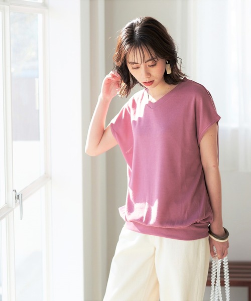 GeeRA(ジーラ)の「Vネックカットソートップス(Tシャツ/カットソー・レディース・モカ/ブラック/ライトベージュ/グレー/ピンク・MEDIUM/X-LARGE/XX-LARGE/LARGE/SMALL)」の21枚目の写真