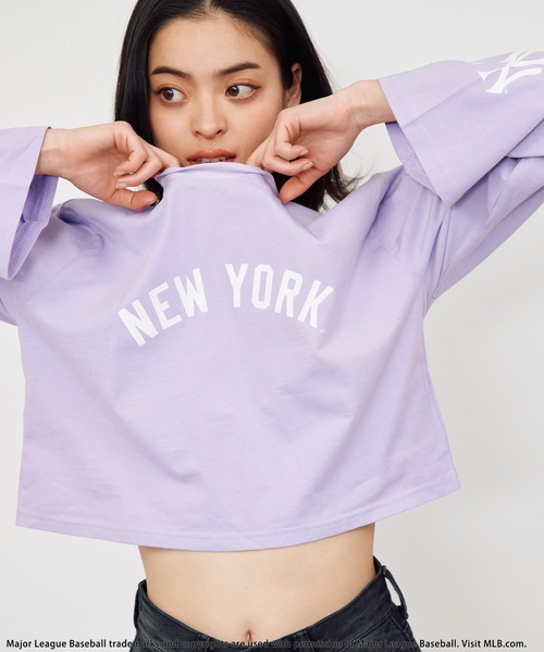 BACK TO THE FIELD（バック トゥー ザ フィールド）の「【MLB】フレアスリーブロゴTシャツ（Tシャツ/カットソー・レディース・ブラック/オフホワイト/パープル・FREE）」の15枚目の写真