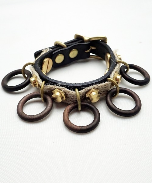 GARA（ガラ）の「GARA:RING PASTORAL WRISTBAND（バングル/リストバンド・メンズ・ブラック・FREE）」の3枚目の写真