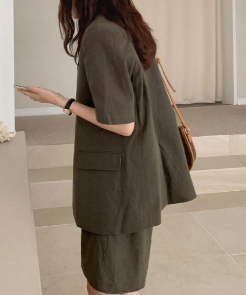 ABITOKYO（アビトーキョー）の「綿麻オーバーテーラードジャケット（テーラードジャケット・レディース・ダークグリーン/ベージュ/ネイビー・FREE）」の5枚目の写真