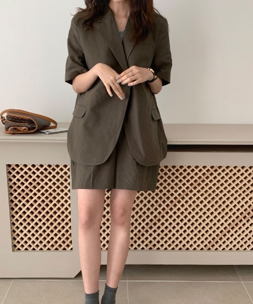 ABITOKYO（アビトーキョー）の「綿麻オーバーテーラードジャケット（テーラードジャケット・レディース・ダークグリーン/ベージュ/ネイビー・FREE）」の22枚目の写真