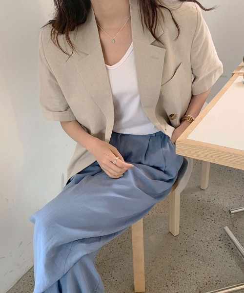 ABITOKYO（アビトーキョー）の「綿麻オーバーテーラードジャケット（テーラードジャケット・レディース・ダークグリーン/ベージュ/ネイビー・FREE）」の7枚目の写真