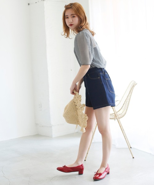 one after another NICE CLAUP(ワンアフターアナザーナイスクラップ)の「デニムショートパンツ(デニムパンツ・レディース・アイボリー/ネイビー/サックスブルー・FREE)」の20枚目の写真