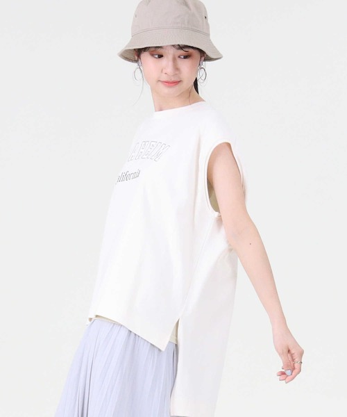 RAG MACHINE（ラグマシーン）の「【RAG MACHINE】ロゴプリントノースリーブ（タンクトップ・レディース・ホワイト/ベージュ/ブラック・M/L）」の7枚目の写真