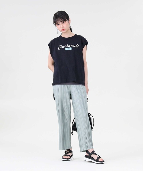 RAG MACHINE（ラグマシーン）の「【RAG MACHINE】ロゴプリントノースリーブ（タンクトップ・レディース・ホワイト/ベージュ/ブラック・M/L）」の11枚目の写真