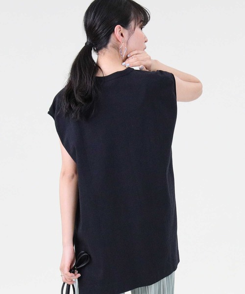 RAG MACHINE（ラグマシーン）の「【RAG MACHINE】ロゴプリントノースリーブ（タンクトップ・レディース・ホワイト/ベージュ/ブラック・M/L）」の13枚目の写真