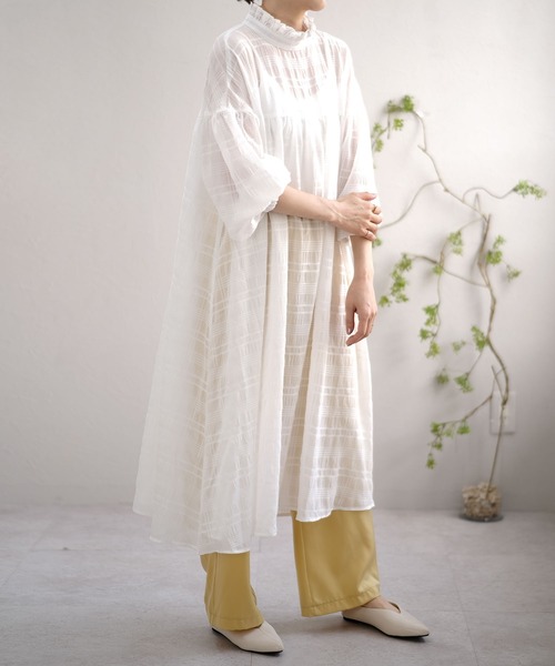 ＡＮＤＪ（アンドジェイ）の「【ANDJ MADE】バックリボンフリルハイネックボリュームシアーワンピース（ワンピース・レディース・アイボリー/グレー系その他/ホワイト/ブラック・M）」の19枚目の写真