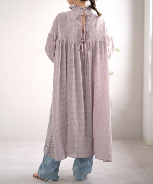 ＡＮＤＪ（アンドジェイ）の「【ANDJ MADE】バックリボンフリルハイネックボリュームシアーワンピース（ワンピース・レディース・アイボリー/グレー系その他/ホワイト/ブラック・M）」の11枚目の写真