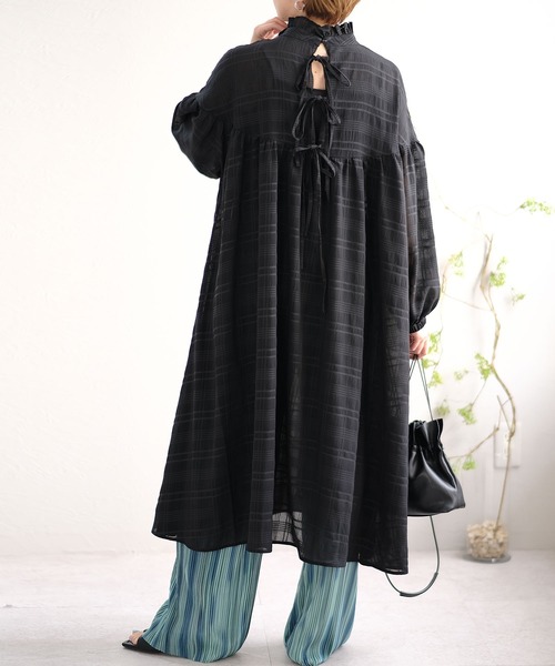 ＡＮＤＪ（アンドジェイ）の「【ANDJ MADE】バックリボンフリルハイネックボリュームシアーワンピース（ワンピース・レディース・アイボリー/グレー系その他/ホワイト/ブラック・M）」の7枚目の写真