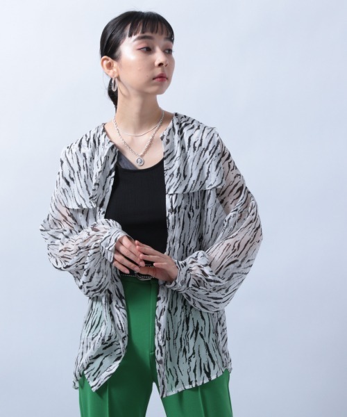 HARE(ハレ)の「ビッグカラーガラシアーシャツ(HARE)(シャツ/ブラウス・レディース・ブラック/オフホワイト/ブルー・FREE)」の6枚目の写真