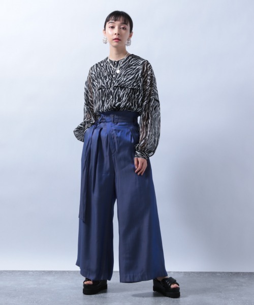 HARE(ハレ)の「ビッグカラーガラシアーシャツ(HARE)(シャツ/ブラウス・レディース・ブラック/オフホワイト/ブルー・FREE)」の7枚目の写真