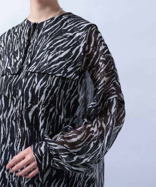 HARE(ハレ)の「ビッグカラーガラシアーシャツ(HARE)(シャツ/ブラウス・レディース・ブラック/オフホワイト/ブルー・FREE)」の16枚目の写真