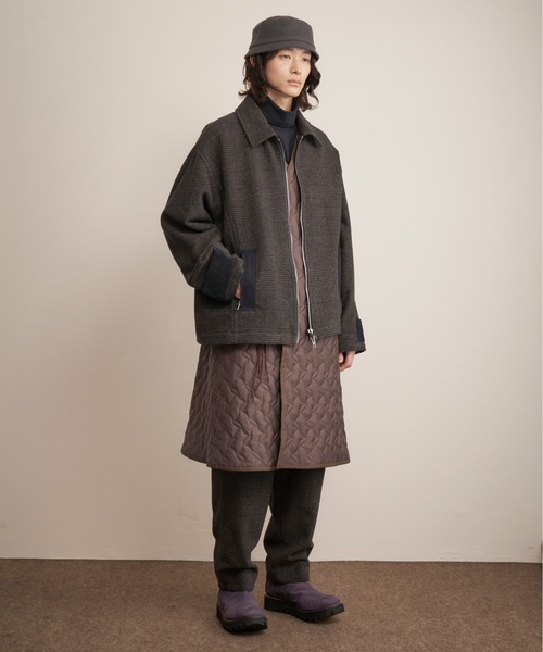 And A（アンドエー）の「TROVE トローブ / JARVI VEST ジャルビ キルティングロングベスト / 65VST02（その他アウター・メンズ・アッシュブラウン/グレー・1/3）」の8枚目の写真