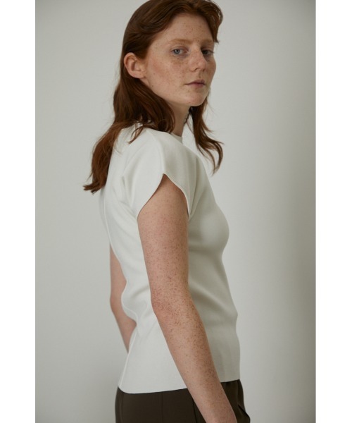 RIM.ARK(リムアーク)の「Basic summer knit tops(Tシャツ/カットソー・レディース・ホワイト/ブラック/ベージュ・38/36)」の2枚目の写真