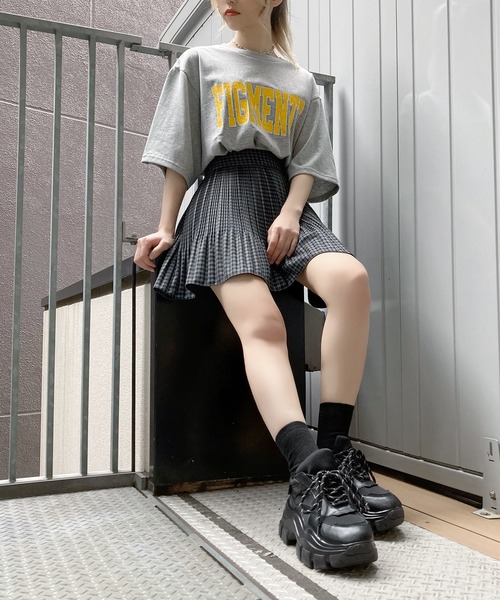Figments（フィグメンツ）の「FIGMENTSロゴT（Tシャツ/カットソー・レディース・ブラック/グレー・SMALL/MEDIUM）」の17枚目の写真