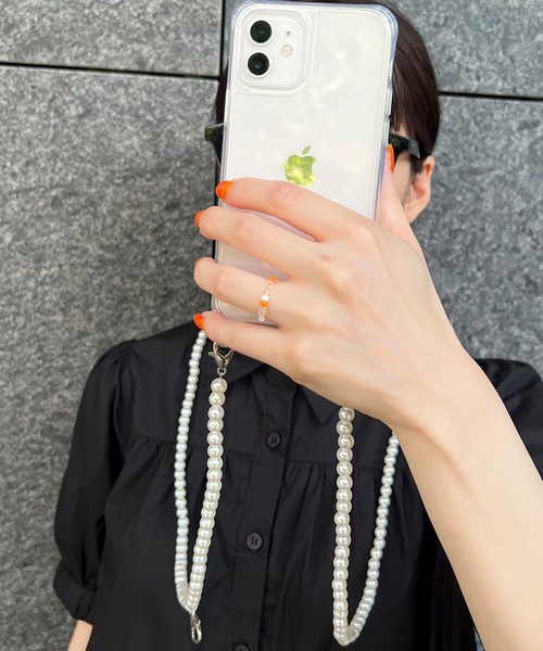 SPINNS（スピンズ）の「【ショルダー付】ビーズチェーンクリアモバイルケース（スマホケース/カバー・レディース・A/B・7/8/12/X/11/13）」の22枚目の写真
