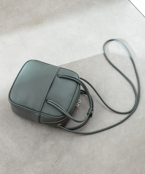 mystic（ミスティック）の「スクエアショルダーボストンバッグ（ショルダーバッグ・レディース・アイボリー/ブラック/グリーン・ONE SIZE）」の12枚目の写真