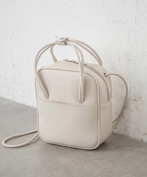 mystic（ミスティック）の「スクエアショルダーボストンバッグ（ショルダーバッグ・レディース・アイボリー/ブラック/グリーン・ONE SIZE）」の8枚目の写真