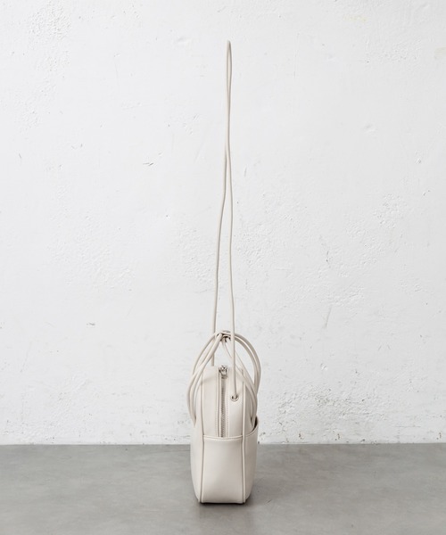 mystic（ミスティック）の「スクエアショルダーボストンバッグ（ショルダーバッグ・レディース・アイボリー/ブラック/グリーン・ONE SIZE）」の7枚目の写真