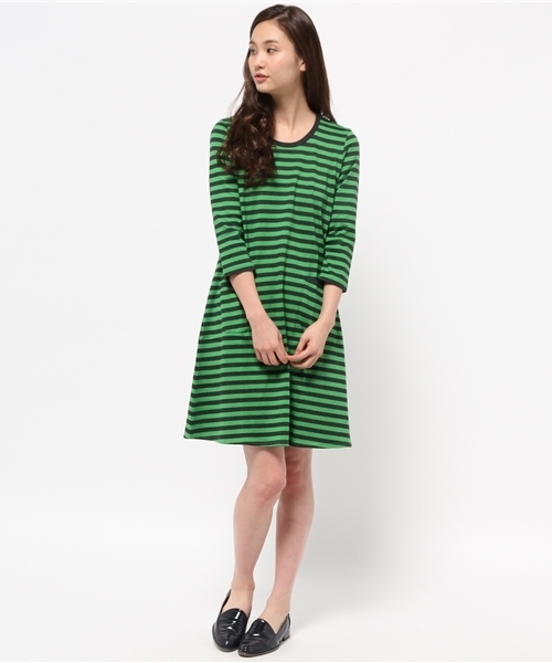 【marimekko】TIIAワンピース XSサイズ 152-158 緑×グレー marimekko】TIIAワンピース XSサイズ 152-158 緑×グレー