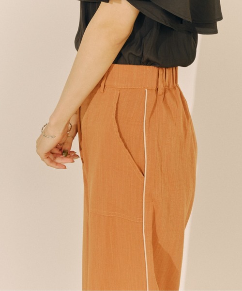 Chez toi（シェトワ）の「サイドパイピングベイカーワイドパンツ（その他パンツ・レディース・カーキ/オレンジ/グレイッシュベージュ・FREE）」の13枚目の写真