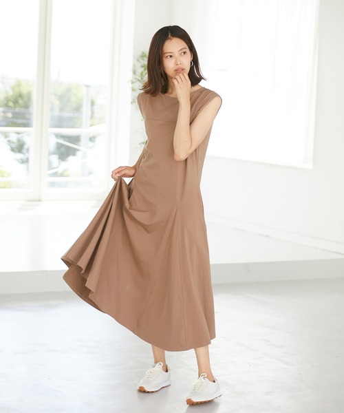 Rewde(ルゥデ)の「切替フレアワンピース(1R05-07230)(ワンピース・レディース・ブルー/ブラウン/チャコールグレー・M)」の3枚目の写真